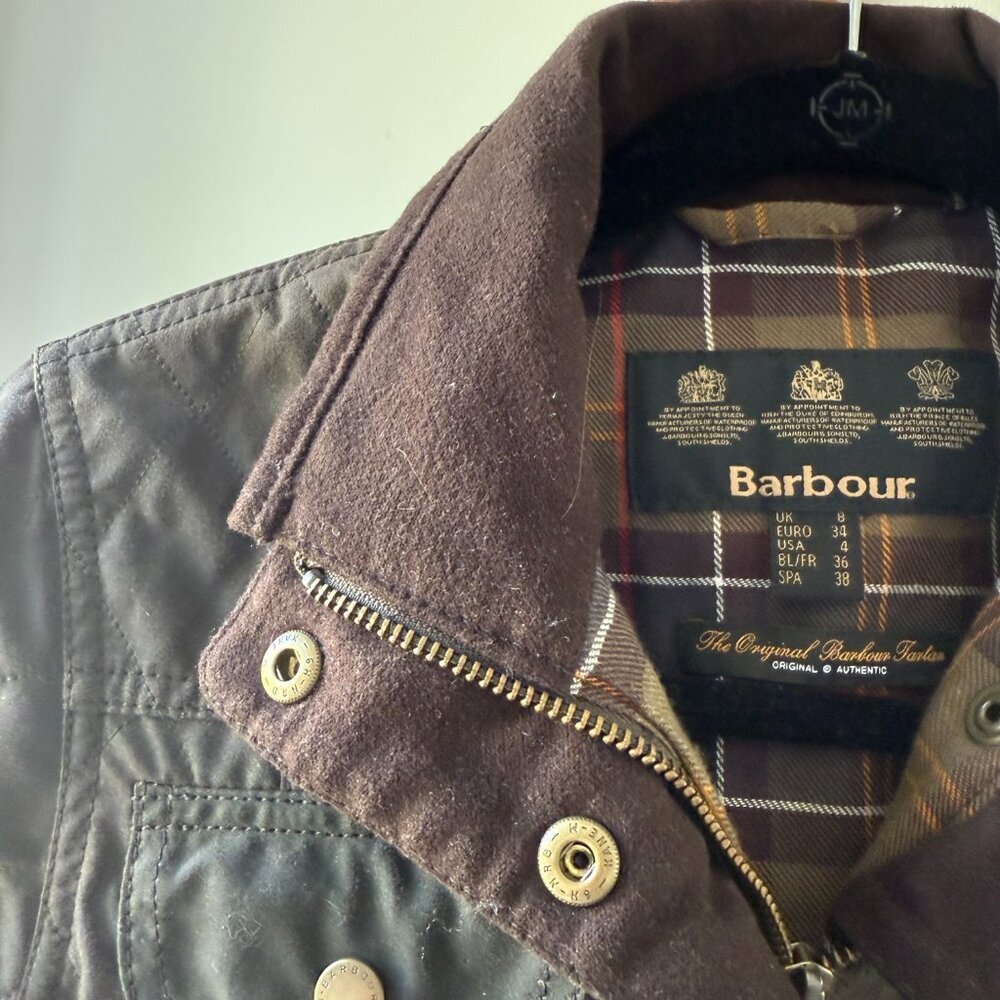 Barbour Waxed Quilted Jacket - Picture 4 of 9